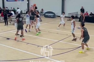 首秀完美！